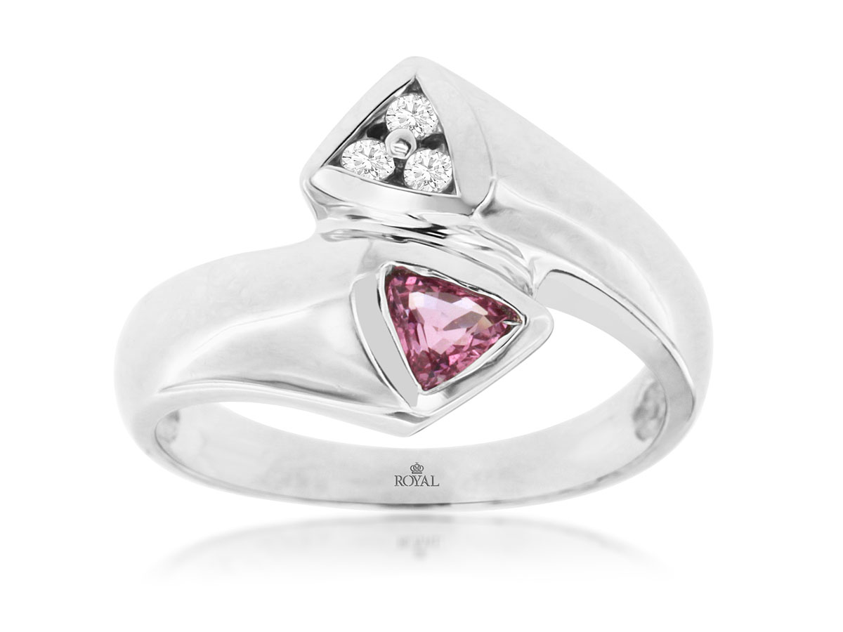 PINK SAPPHIRE & DIAMOND RING