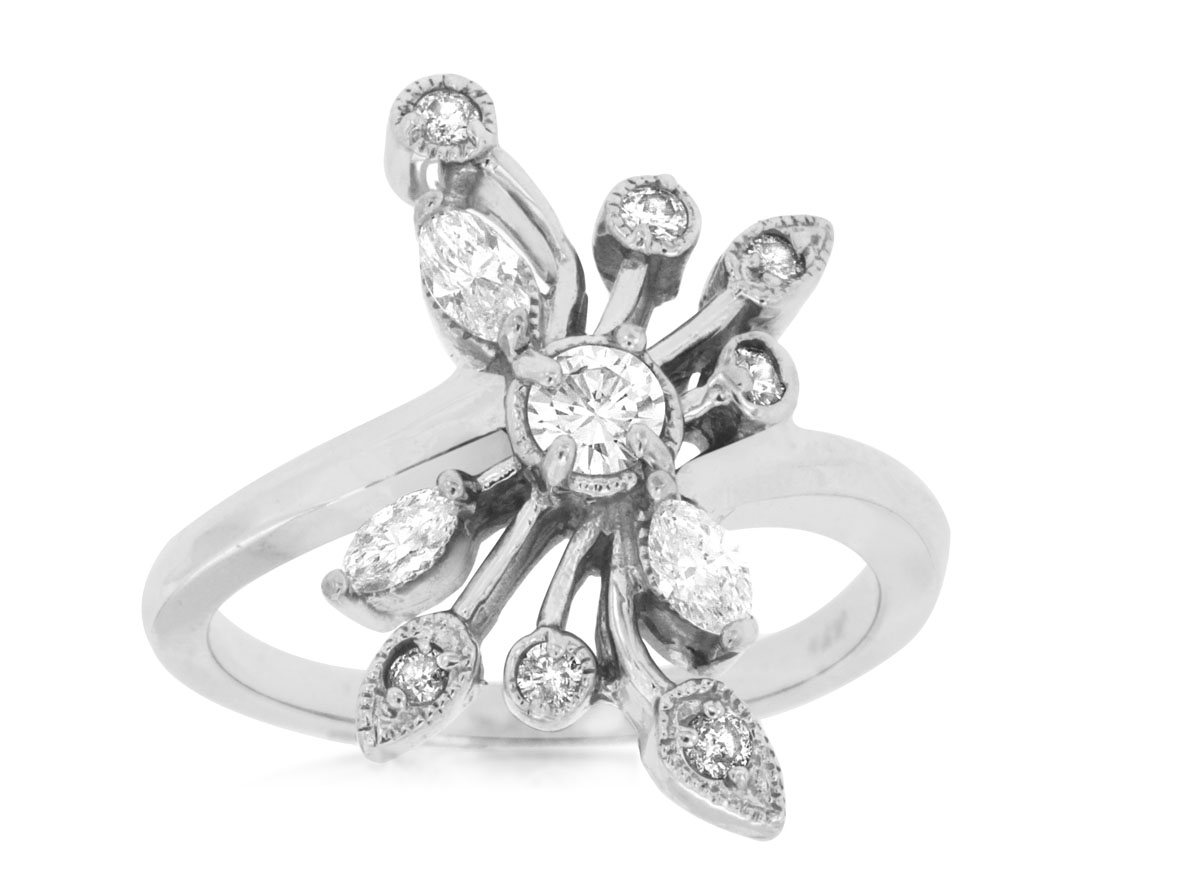 DIAMOND RING