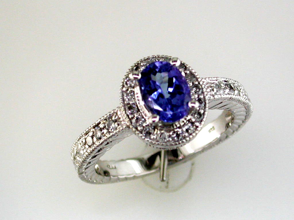 TANZANITE & DIAMOND RING