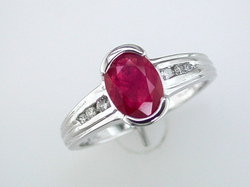 RUBY & DIAMOND RING