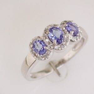 TANZANITE & DIAMOND RING