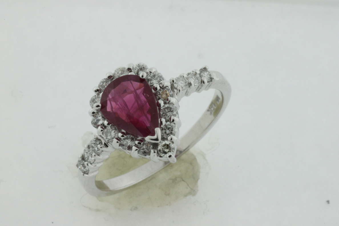 RUBY & DIAMOND RING