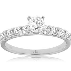 DIAMOND ENGAGEMENT RING
