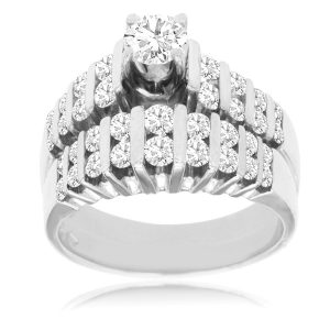 ENGAGEMENT & WEDDING BAND SET