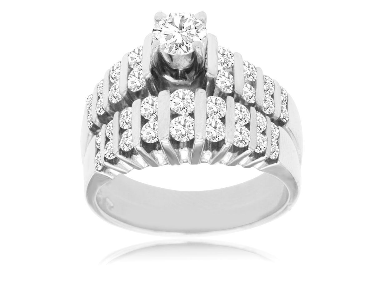 ENGAGEMENT & WEDDING BAND SET