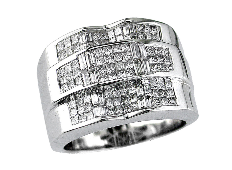 MEN'S DIAMOND RING