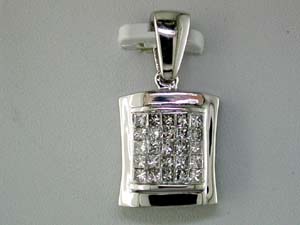 DIAMOND PENDANT