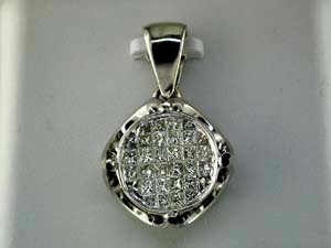 DIAMOND PENDANT