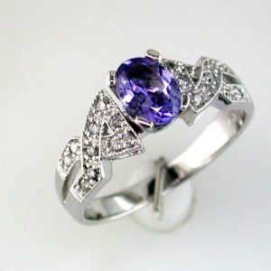TANZANITE & DIAMOND RING