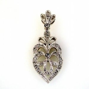 DIAMOND PENDANT