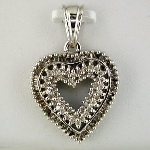 DIAMOND HEART PENDANT