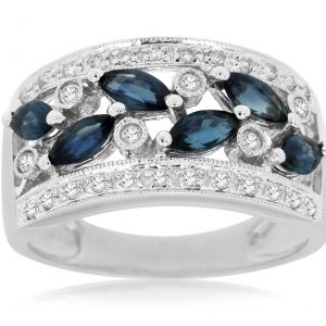 SAPPHIRE & DIAMOND RING