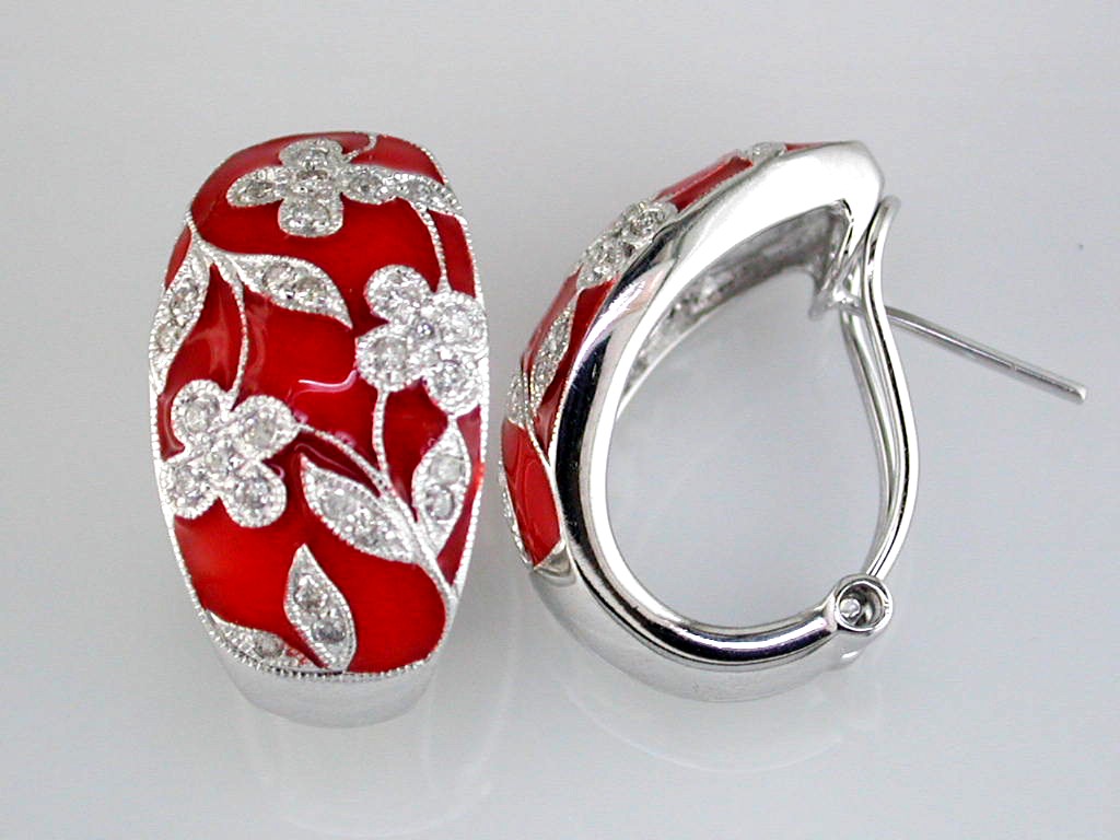 DIAMOND & ENAMEL EARRING