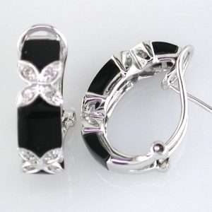 ONYX & DIAMOND EARRING