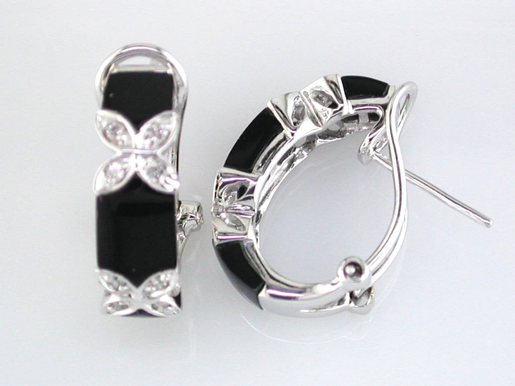 ONYX & DIAMOND EARRING