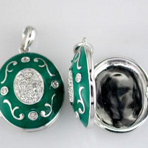DIAMOND & ENAMEL PENDANT