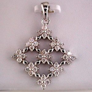 DIAMOND PENDANT