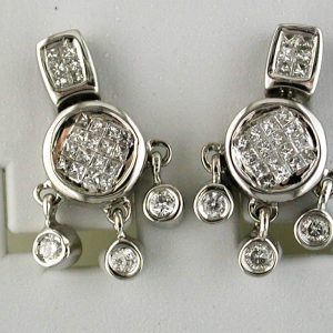 DIAMOND EARRING