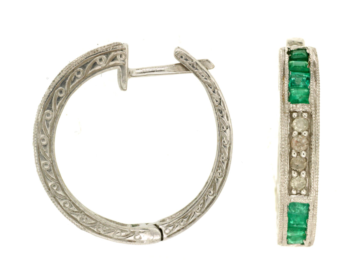 EMERALD & DIAMOND EARRING