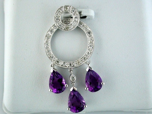AMETHYST & DIAMOND PENDANT