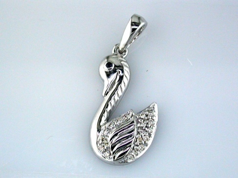 SAPPHIRE & DIAMOND PENDANT