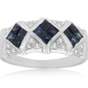 SAPPHIRE & DIAMOND RING