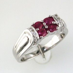 RUBY & DIAMOND RING