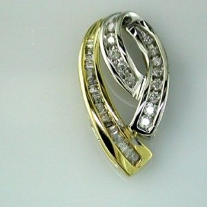 DIAMOND PENDANT