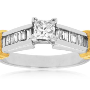 DIAMOND ENGAGEMENT RING