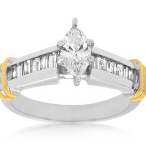 DIAMOND ENGAGEMENT RING