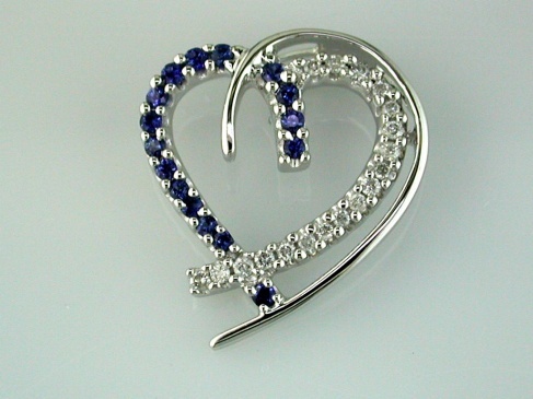 SAPPHIRE & DIA HEART PENDANT