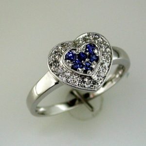 SAPPHIRE & DIA HEART RING