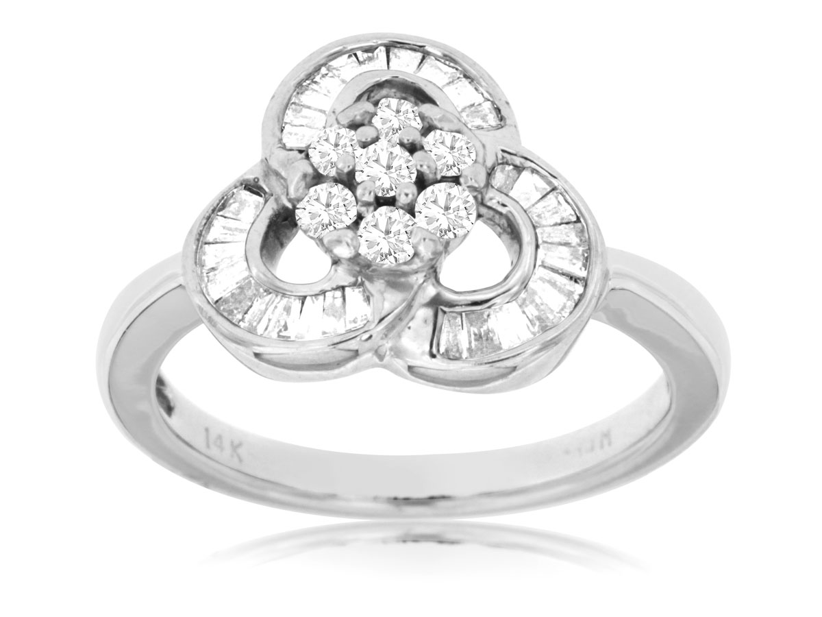 DIAMOND RING