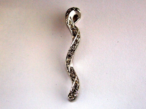 DIAMOND PENDANT