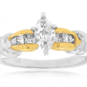 DIAMOND ENGAGEMENT RING