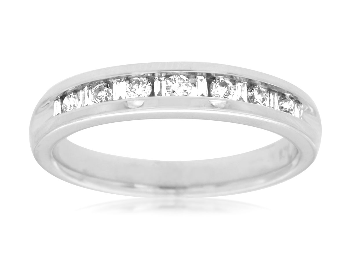 DIAMOND WEDDING BAND