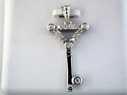 DIAMOND PENDANT