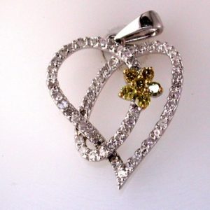 DIAMOND HEART PENDANT