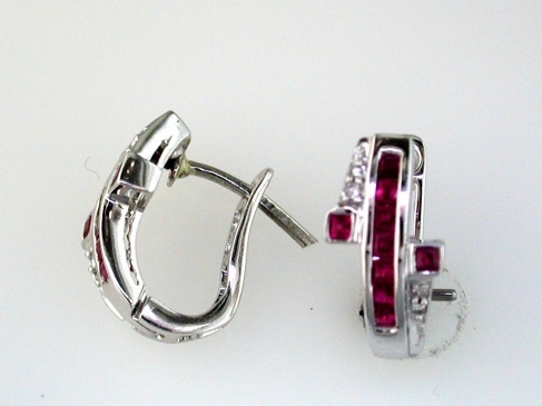 RUBY & DIAMOND EARRING