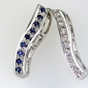 SAPPHIRE & DIAMOND PENDANT