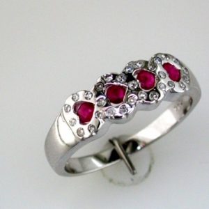 RUBY & DIAMOND HEART RING