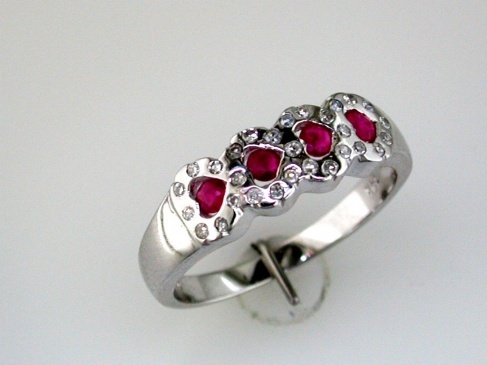 RUBY & DIAMOND HEART RING