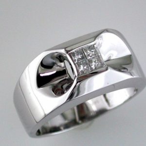 MEN’S DIAMOND RING