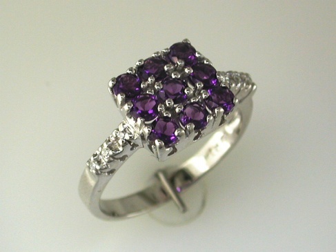 DIAMOND AMETHYST RING