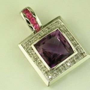 AMETHYST & DIAMOND PENDANT