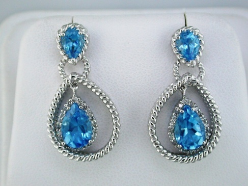 DIAMOND BLUE TOPAZ EARRING
