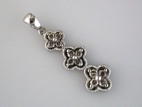 DIAMOND PENDANT