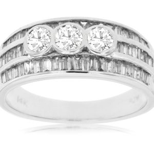 DIAMOND RING
