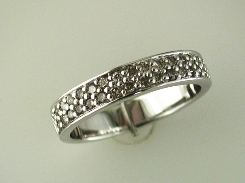 DIAMOND WEDDING BAND