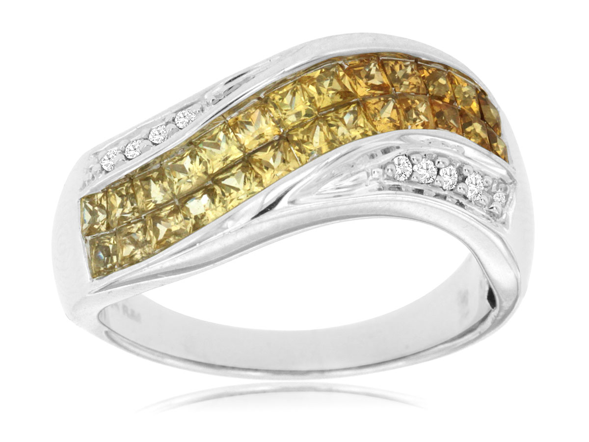 YELLOW SAPPHIRE & DIAMOND RING